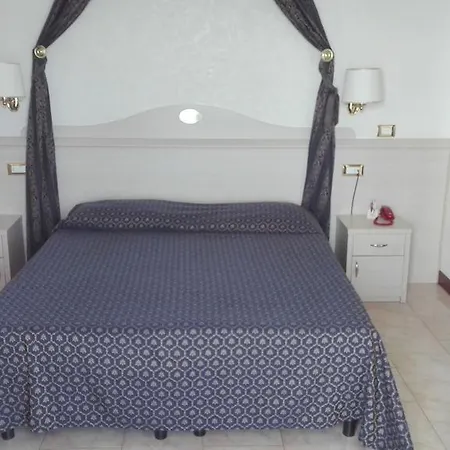 Caravelle&minicaravelle 3* Jesolo