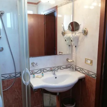 Caravelle&minicaravelle Hotel 3*