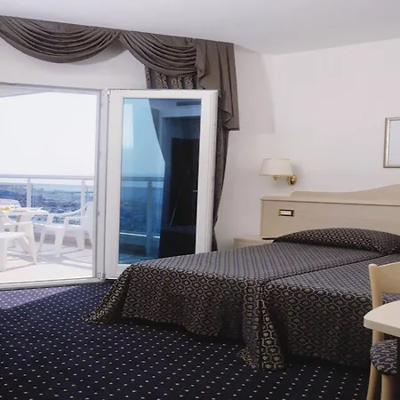 Caravelle&minicaravelle Hotel