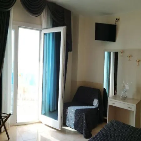 Caravelle&minicaravelle 3*