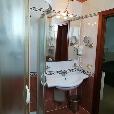 Caravelle&minicaravelle فندق