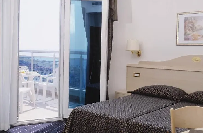 Hotel Caravelle&minicaravelle 3*